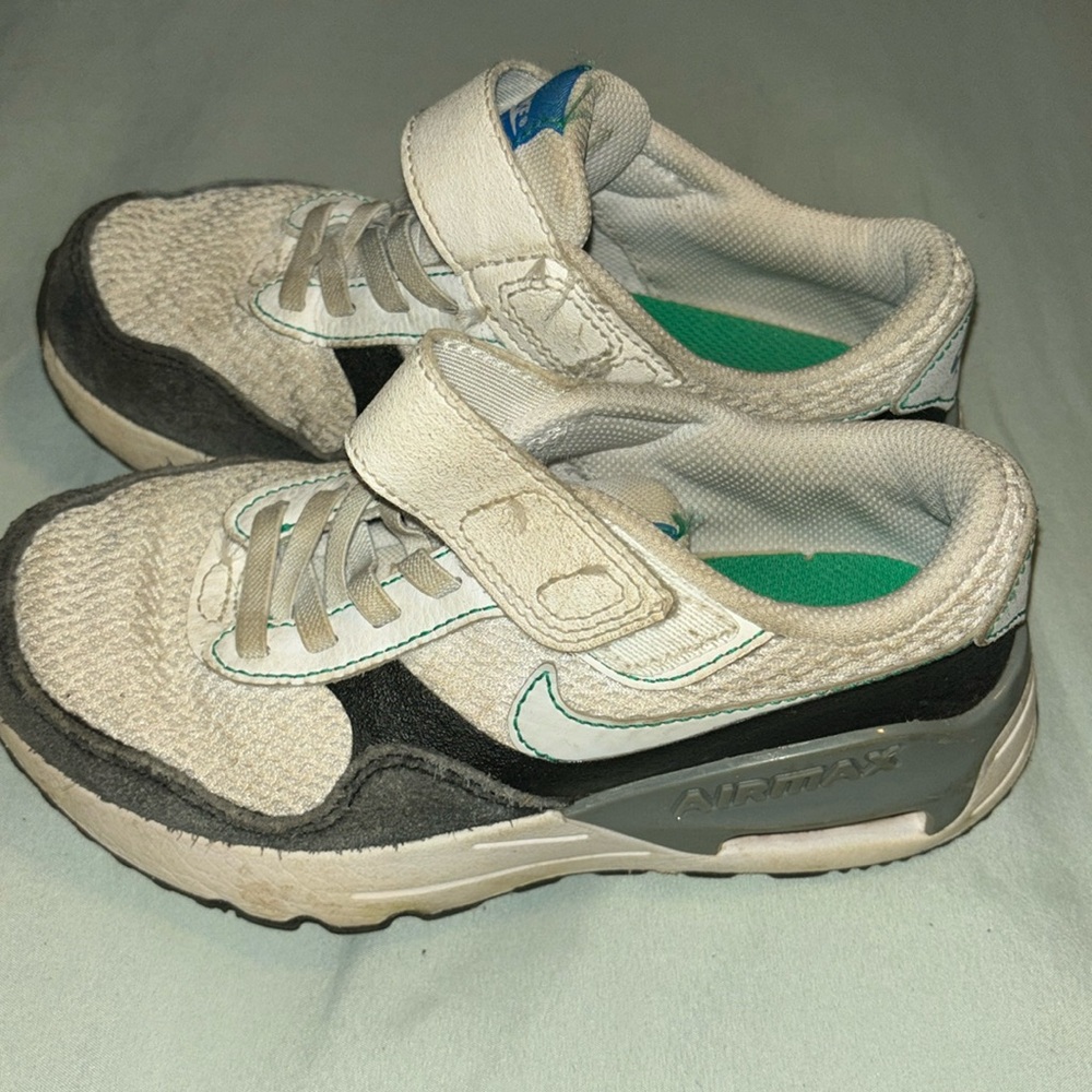 Boys Nike air max